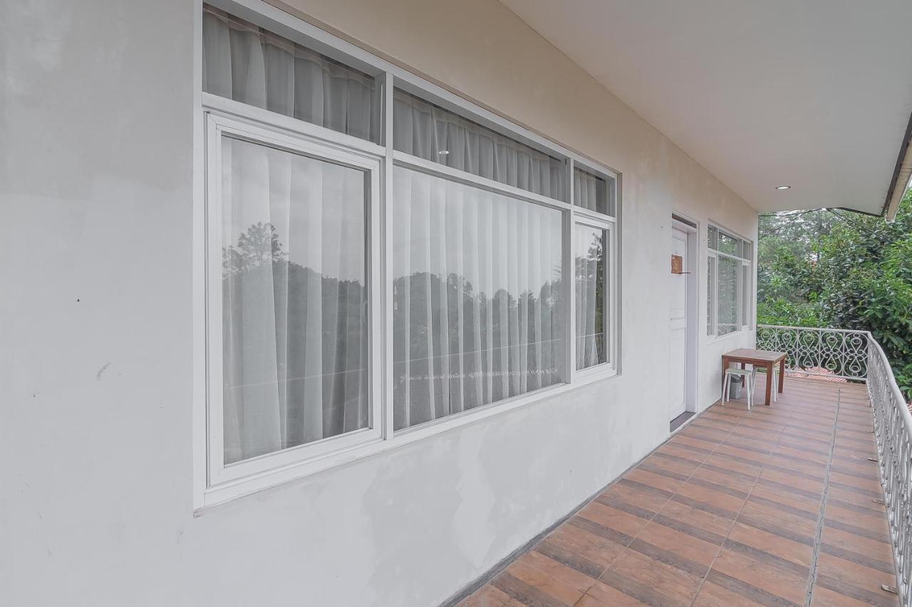 Reddoorz Resort Syariah Near D'Castello Ciater Subang Extérieur photo