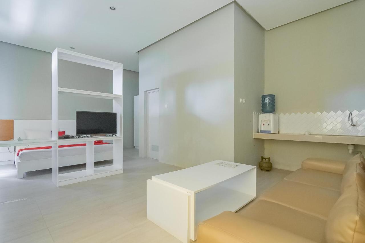 Reddoorz Resort Syariah Near D'Castello Ciater Subang Extérieur photo